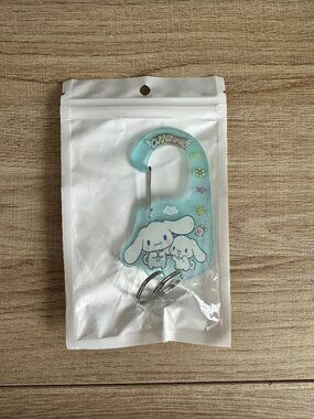 Sanrio Cinnamon Roll Keychain Hello Kitty Character, NEW IN BAG